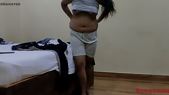 Sexybitch: Indian Mature Woman Gets Aroused After Returning From Work