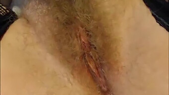 Hairy Brunette'S Closeup Masturbation On Webcam