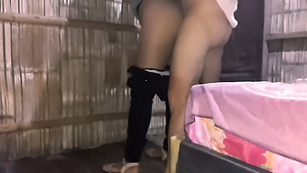 Encuentro En Casa De Campo Con Una Seductora Hijastra