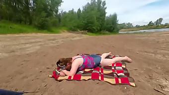 Outdoor Oral Pleasure On The Sandy Shore