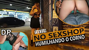 Rogonosec Opazuje, Kako Ga Dva Moška Prevarata Za Ženo - Cristina Almeida - Sexshop