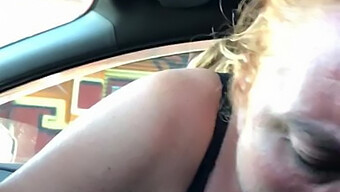 American Woman Gives A Fast Oral Sex Performance