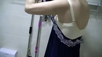 Chinese Milf Enjoys Vibrator And Shower Playtime